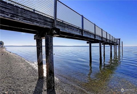 A home in Camano Island