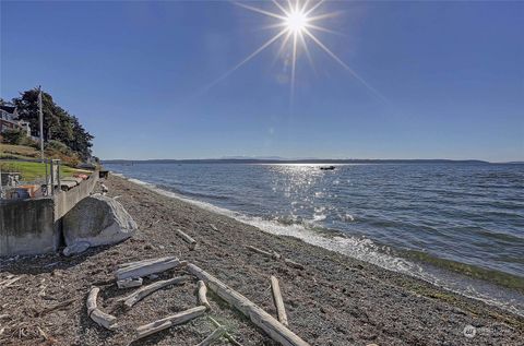 A home in Camano Island