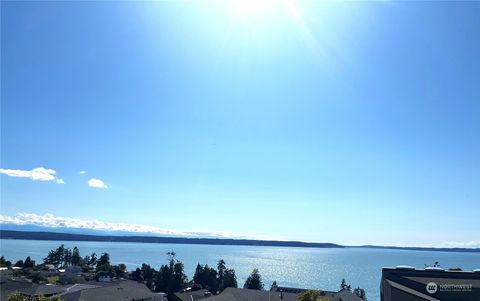 A home in Camano Island