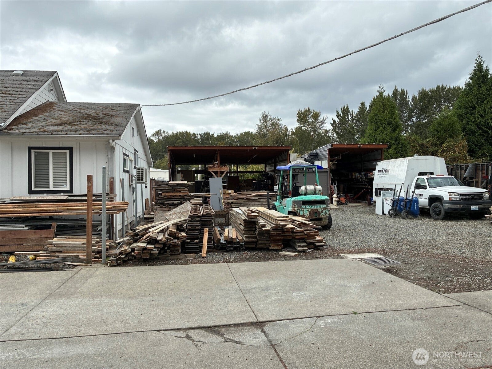 1513 NW 18th St