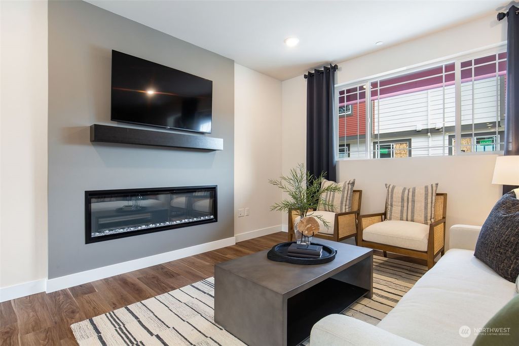 Photo of 328 E Park Street #22, North Bend, WA 98045 (MLS # 2061954)