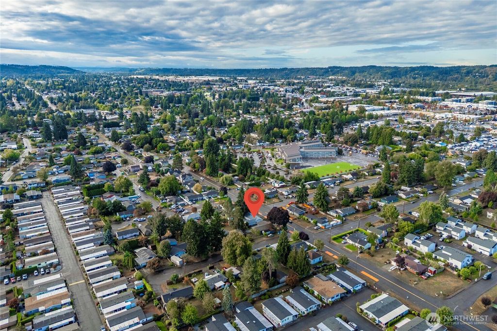 Photo of 1610 M Street NE, Auburn, WA 98002 (MLS # 2434818)