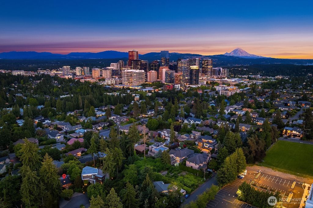 Photo of 1702 99th Avenue NE, Bellevue, WA 98004 (MLS # 2401027)