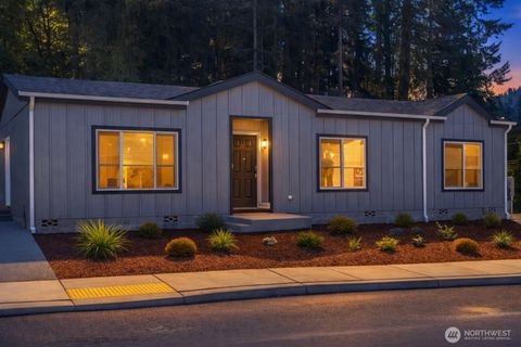 1115 Orangewood Street 19 Enumclaw WA 98022