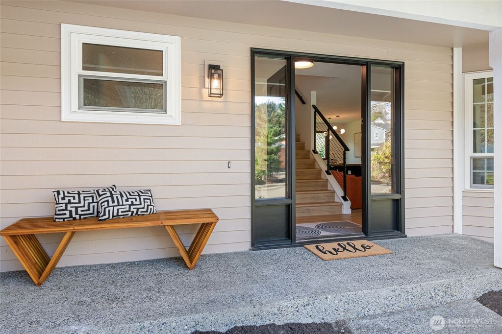 Photo of 18400 71st Avenue W, Lynnwood, WA 98037 (MLS # 2353723)