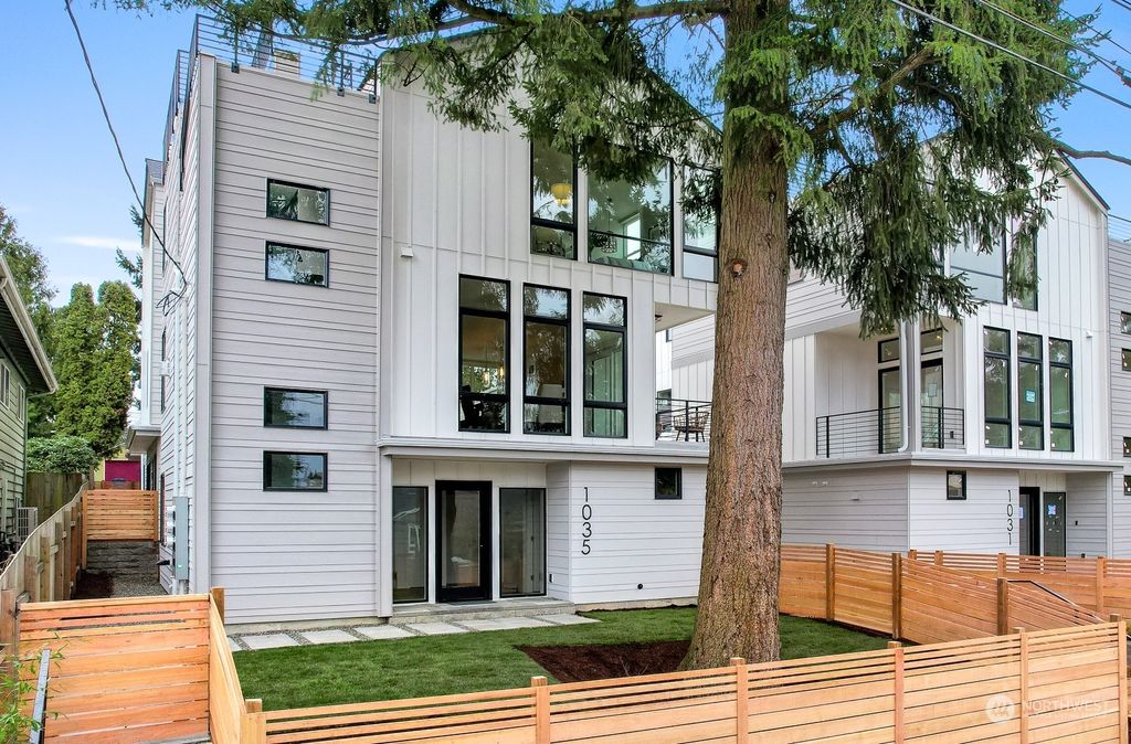 Photo of 1035 NE 98th Street, Seattle, WA 98115 (MLS # 2220842)