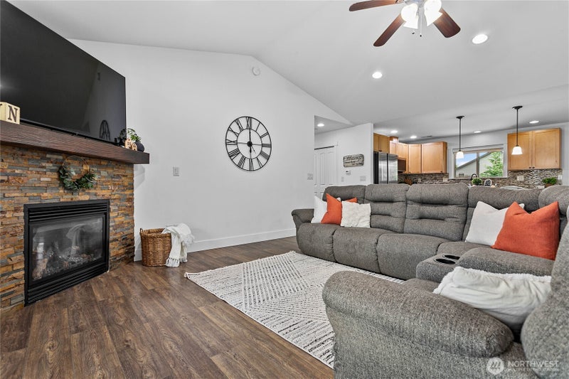 404 Amareen Court