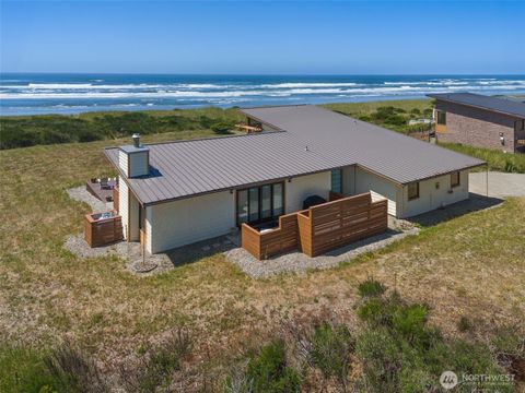 1603 Sea Grass Lane Westport WA 98595