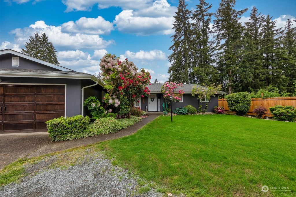 Photo of 14555 167th Place SE, Renton, WA 98059 (MLS # 2244933)