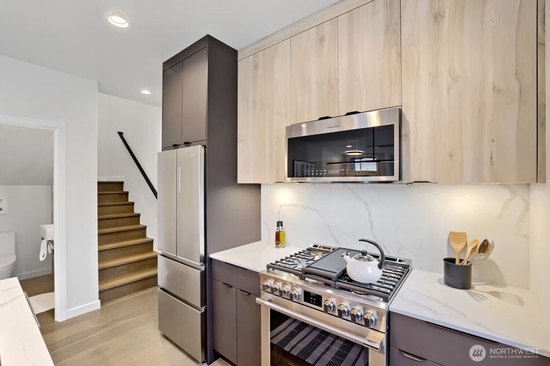 811 NE 90th Street