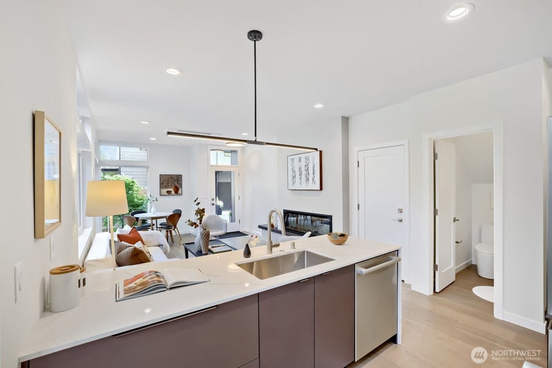 811 NE 90th Street