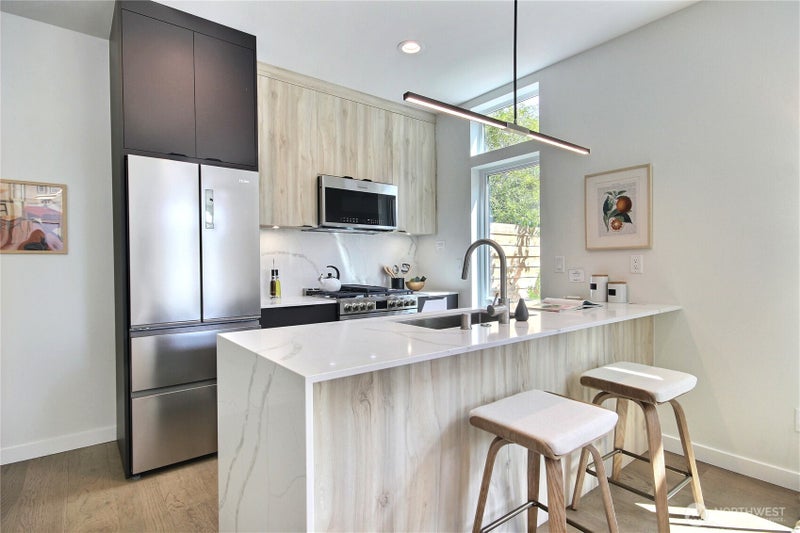 811 NE 90th Street