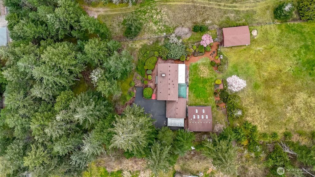 Photo of 25314 48th Avenue Ct E, Graham, WA 98338 (MLS # 2495572)