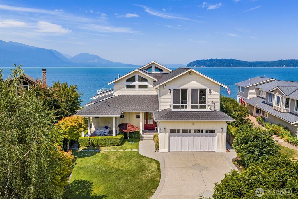Photo of 9818 Miami Beach Road NW, Seabeck, WA 98380 (MLS # 2560925)
