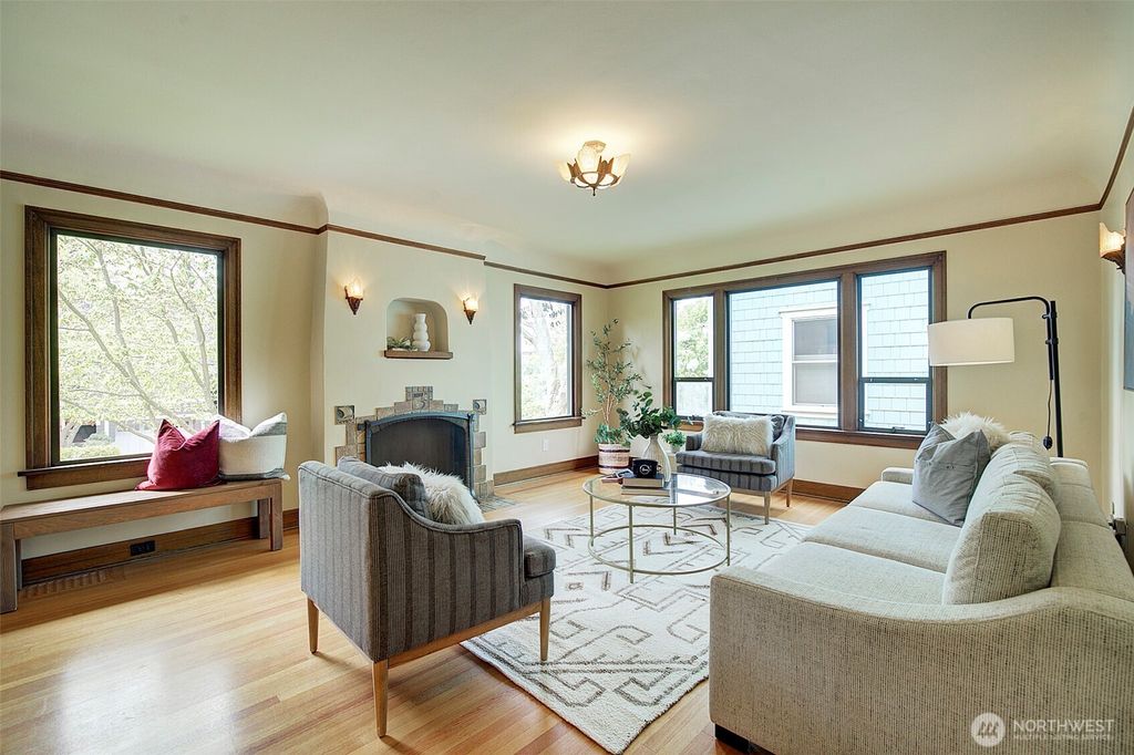 Photo of 1214 NW 77th Street, Seattle, WA 98117 (MLS # 2368574)