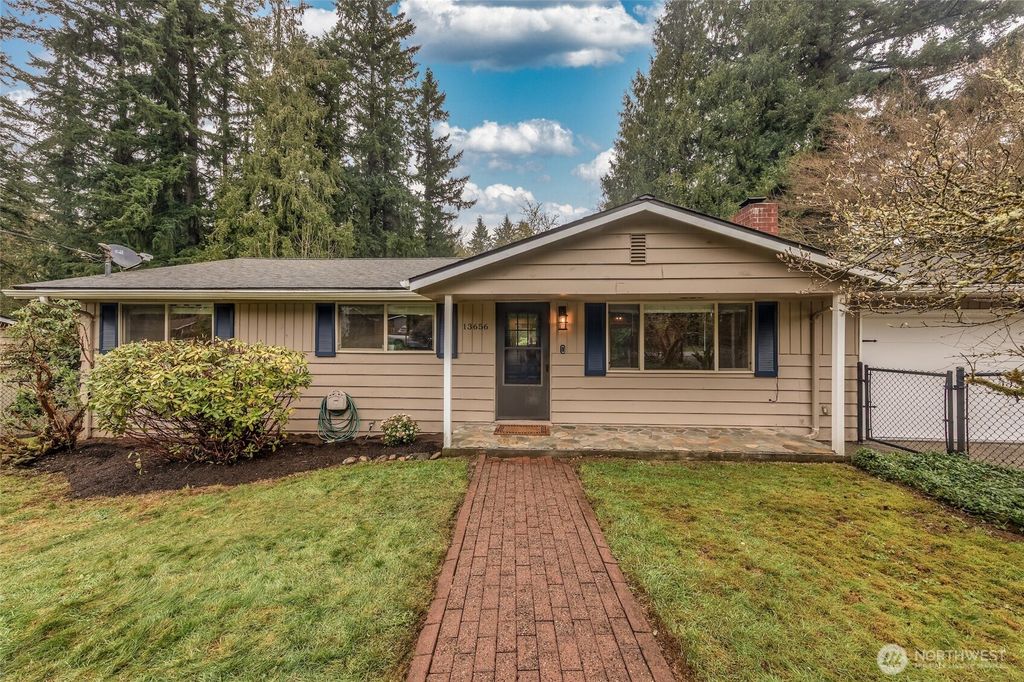 Photo of 13656 197th Avenue SE, Renton, WA 98059 (MLS # 2493729)