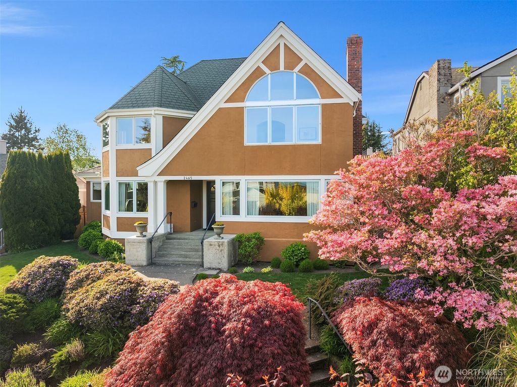Photo of 2465 Crestmont Place W, Seattle, WA 98199 (MLS # 2368940)