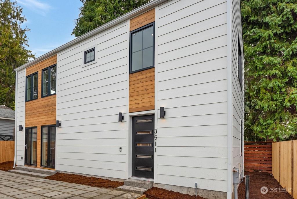 Photo of 3511 NE 143rd Street, Seattle, WA 98125 (MLS # 2032962)