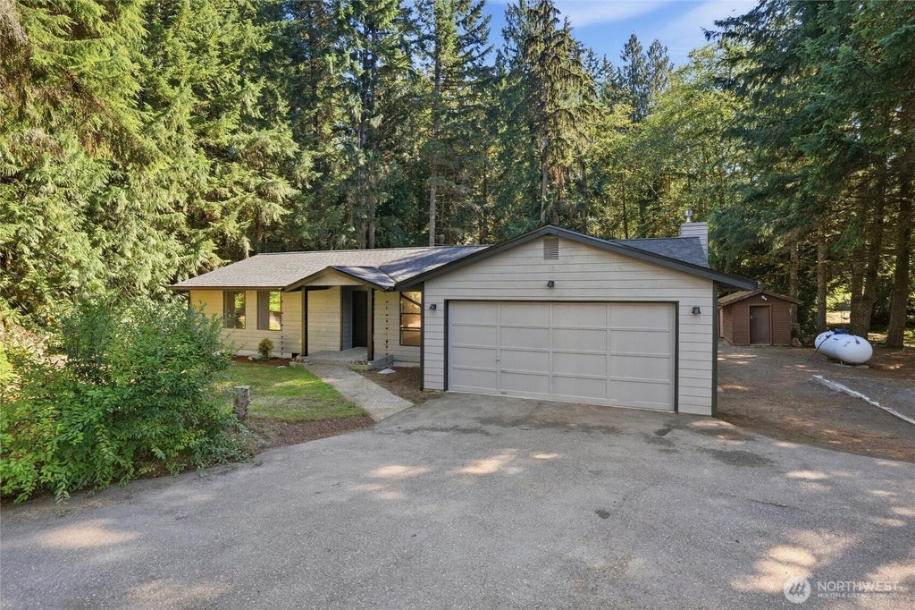 Photo of 5370 SE Ravenridge Court, Port Orchard, WA 98367 (MLS # 2583987)