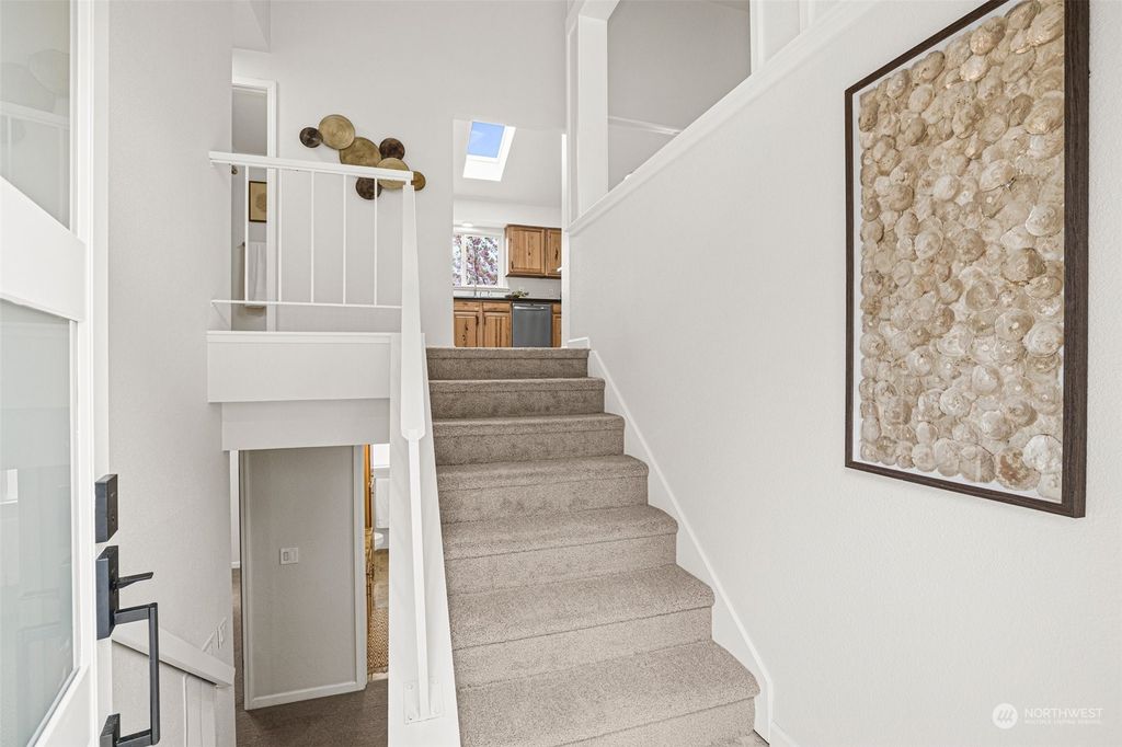 Photo of 33942 28th Place SW, Federal Way, WA 98023 (MLS # 2228702)