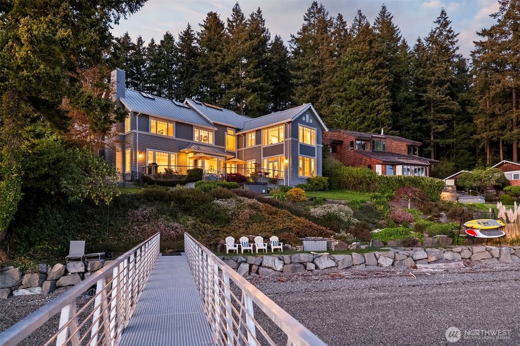 Photo of 7502 Ford Drive NW, Gig Harbor, WA 98335 (MLS # 2506340)