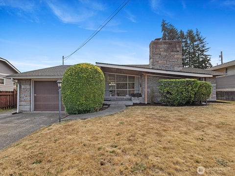 Photo of 4507 Rucker Avenue, Everett, WA 98203 (MLS # 2559555)