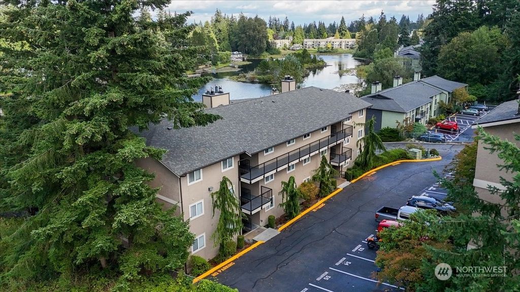 Photo of 323 75th Street SE #B1, Everett, WA 98203 (MLS # 2281581)