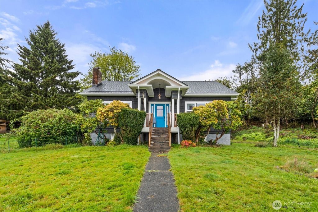 Photo of 325 Wheeler Avenue, Hoquiam, WA 98550 (MLS # 2510833)