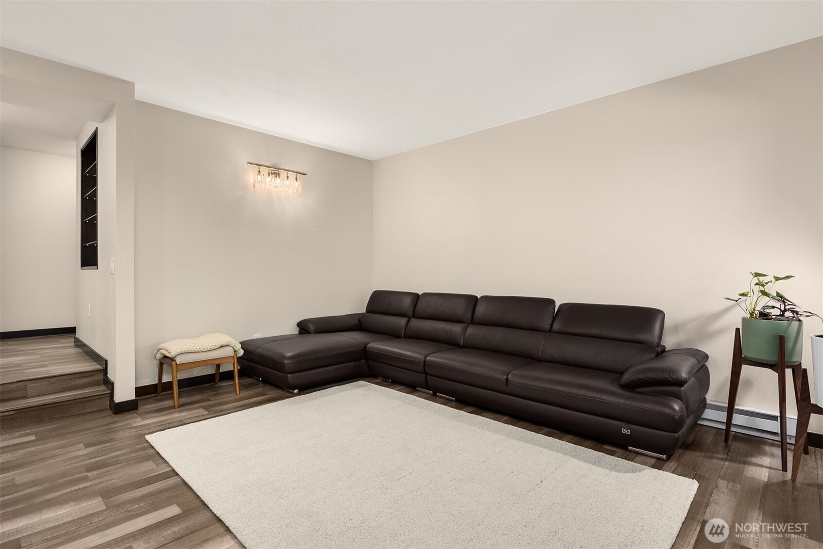 8641 Zircon Drive SW