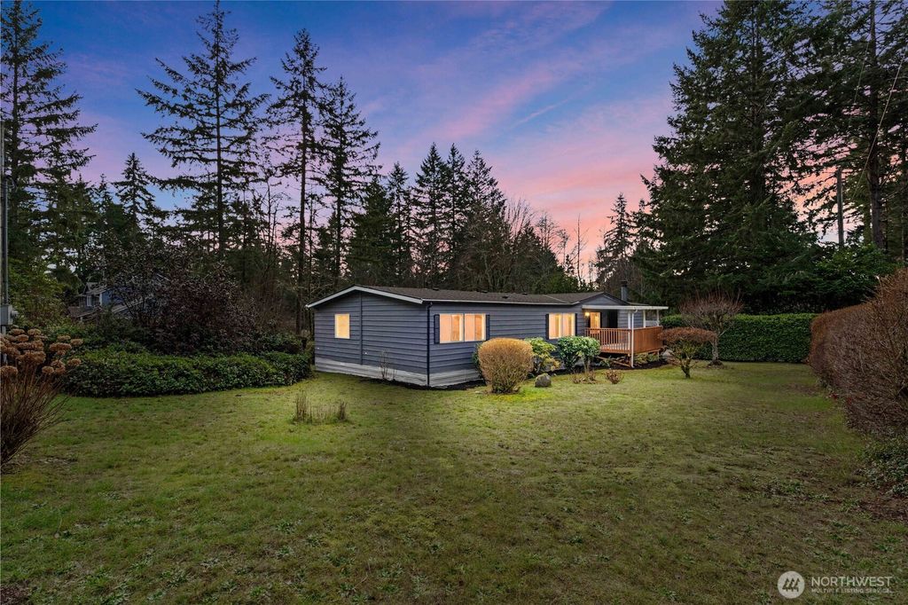 Photo of 6718 86th Street Ct NW, Gig Harbor, WA 98332 (MLS # 2476248)