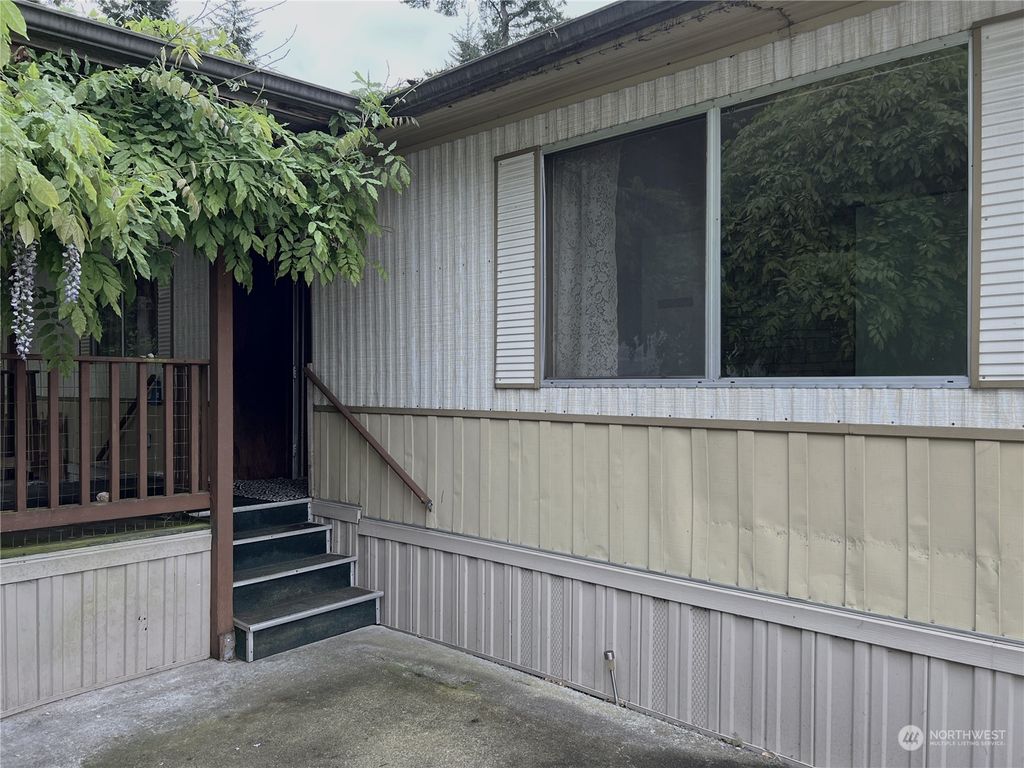 Photo of 1919 196th Street SW #39, Lynnwood, WA 98036 (MLS # 2071521)
