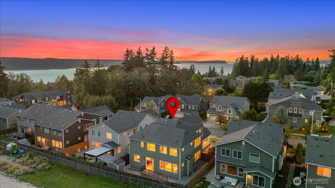 Photo of 5028 70th Place SW, Mukilteo, WA 98275 (MLS # 2561377)
