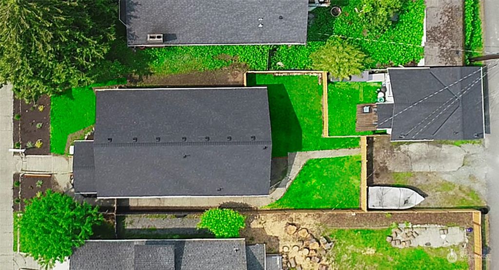 Photo of 2707 Victor Place, Everett, WA 98201 (MLS # 2312248)