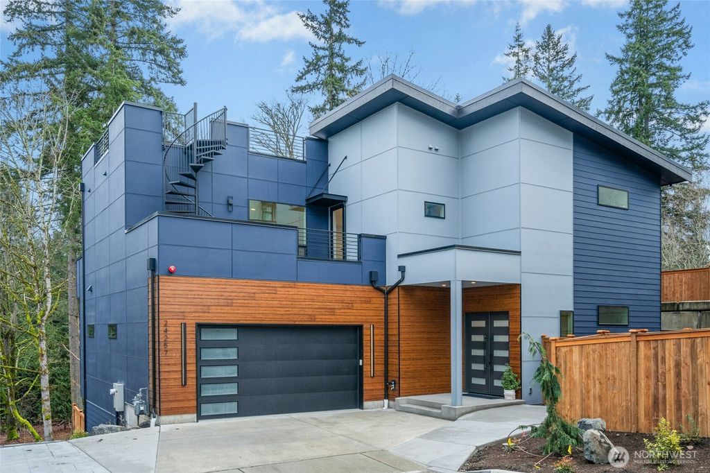 Photo of 24257 SE 26th Place, Sammamish, WA 98075 (MLS # 2476820)