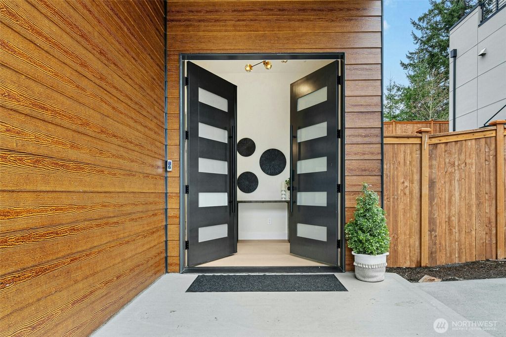 Photo of 24257 SE 26th Place, Sammamish, WA 98075 (MLS # 2476820)