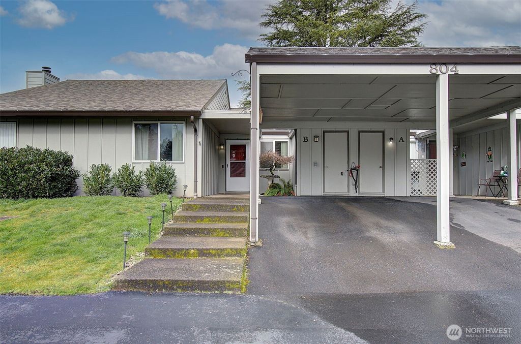 Photo of 804 NW 132nd Street #B, Vancouver, WA 98685 (MLS # 2497804)