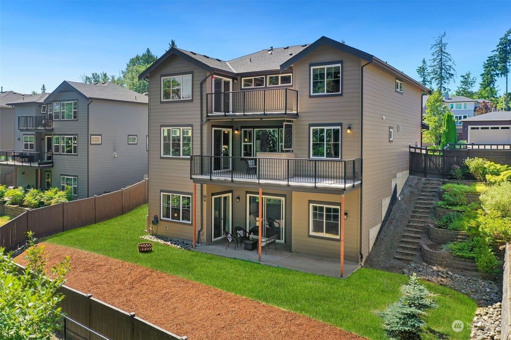 Photo of 33802 56th Place S, Auburn, WA 98001 (MLS # 2146516)