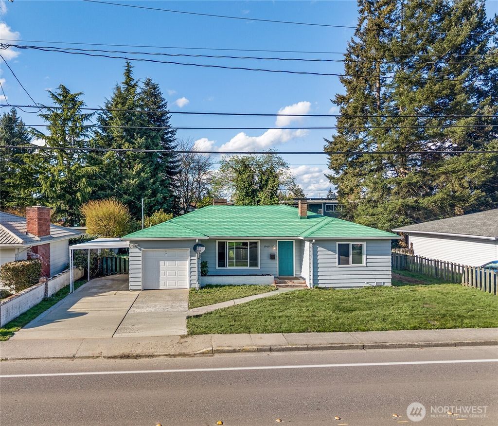 Photo of 1909 Grove Street, Marysville, WA 98270 (MLS # 2508070)