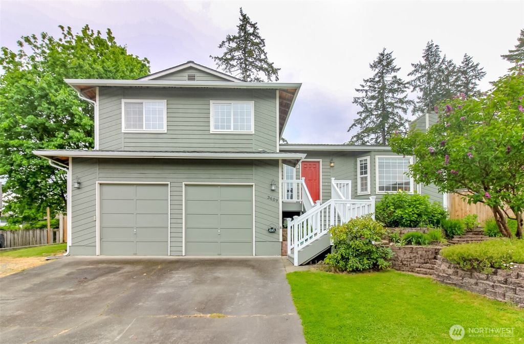 Photo of 3609 Orchard Street SE, Auburn, WA 98092 (MLS # 2371338)