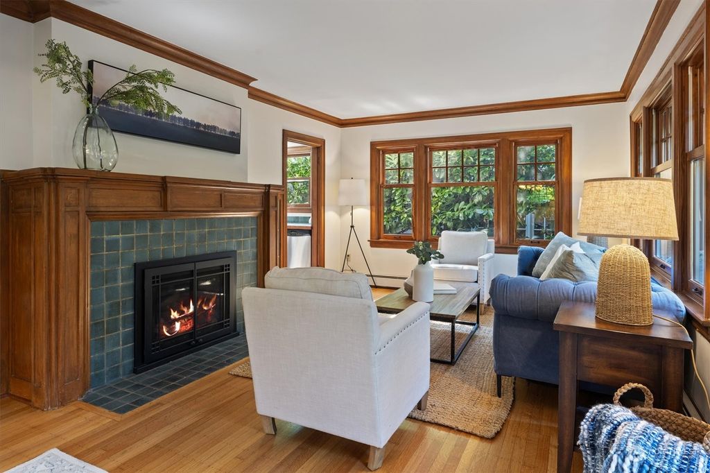 Photo of 6118 21st Avenue NE, Seattle, WA 98115 (MLS # 2284730)