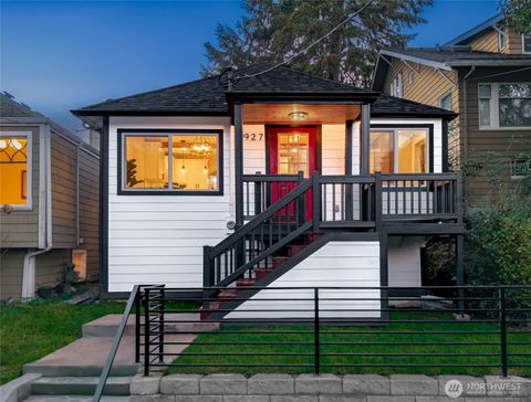 Photo of 1927 42nd Avenue SW, Seattle, WA 98116 (MLS # 2479560)