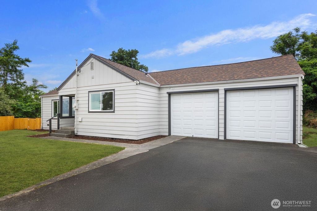 Photo of 5332 S Wallace Street, Seattle, WA 98178 (MLS # 2546397)