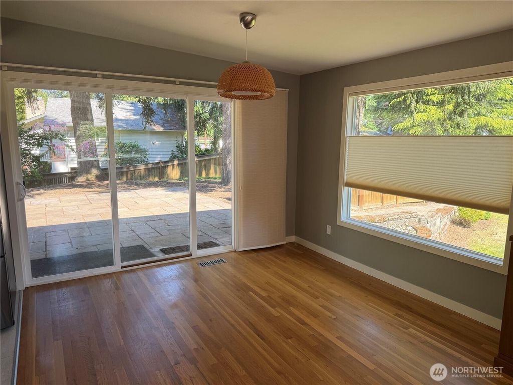 Photo of 16040 SE 2nd Street, Bellevue, WA 98008 (MLS # 2522236)