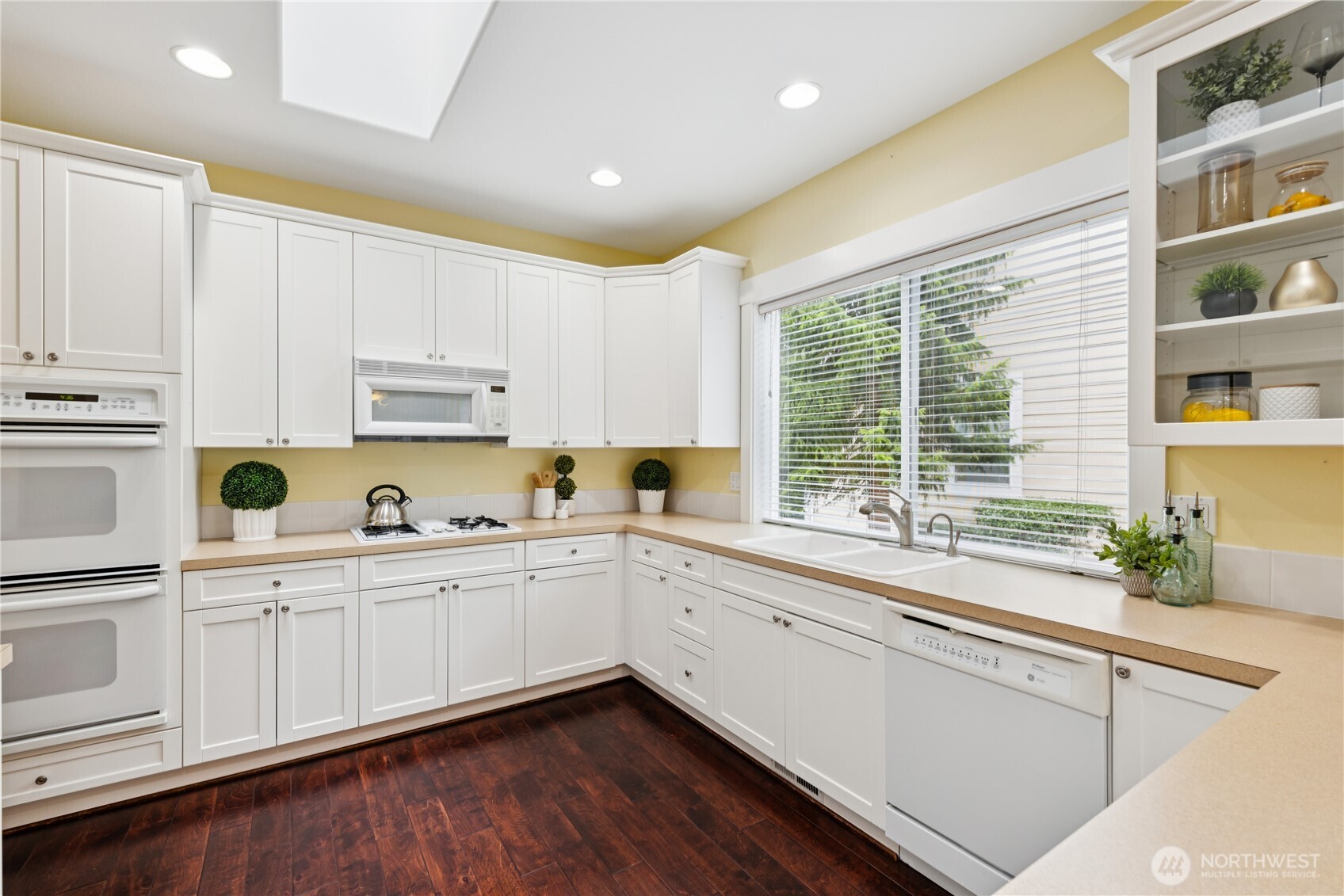 2218 Cascade Court