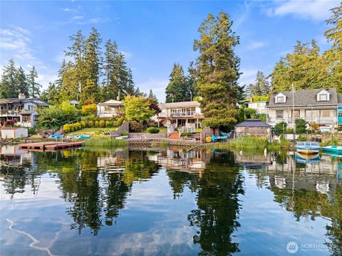 Photo of 30415 28th Avenue S, Federal Way, WA 98003 (MLS # 2565437)