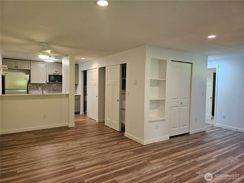 Photo of 509 S 323rd Place #15E, Federal Way, WA 98003 (MLS # 2397060)