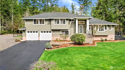 Photo of 1063 SW Depot Court, Port Orchard, WA 98367 (MLS # 2497450)