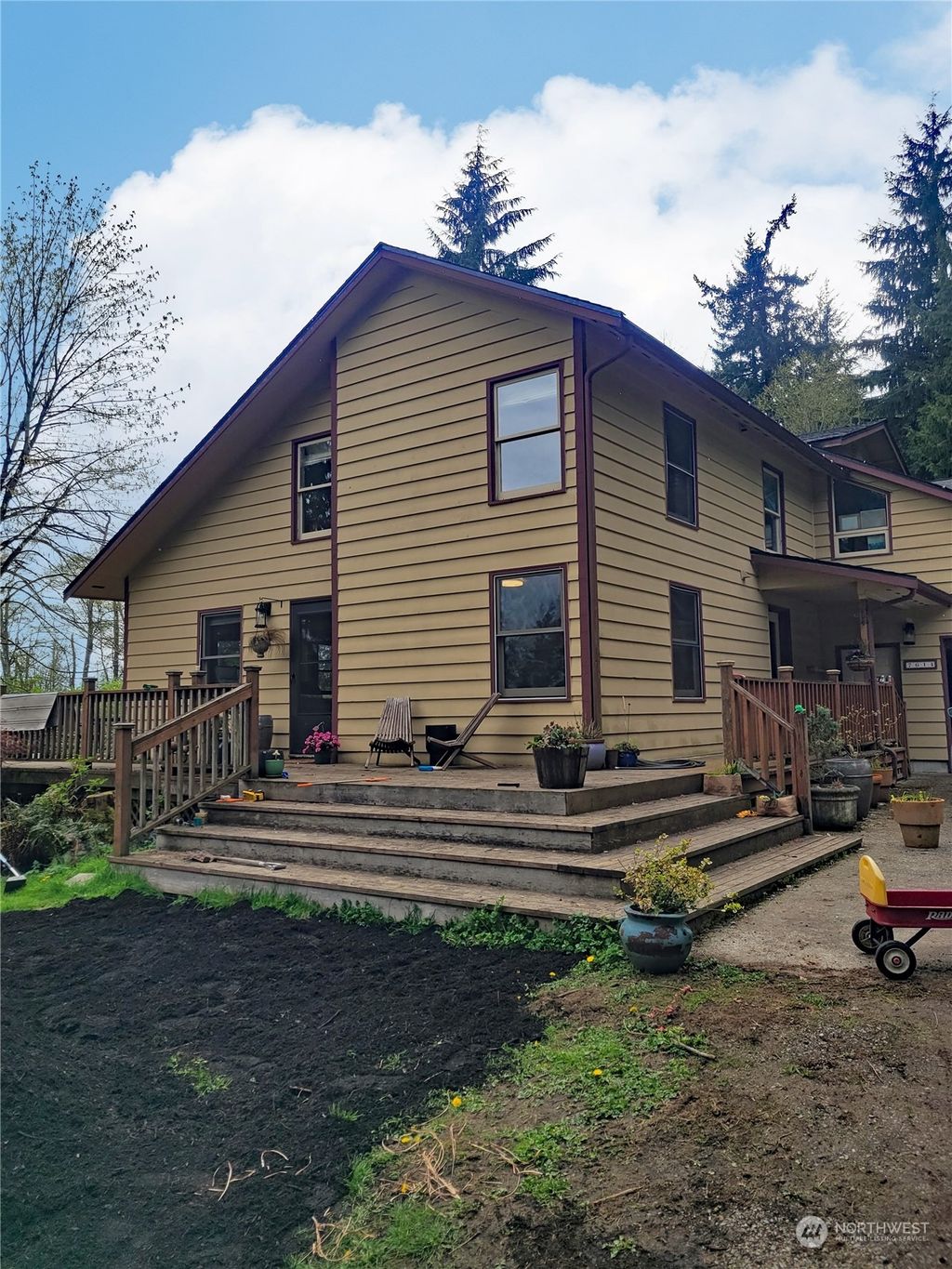 Photo of 7614 77th Drive SE, Snohomish, WA 98290 (MLS # 2221058)