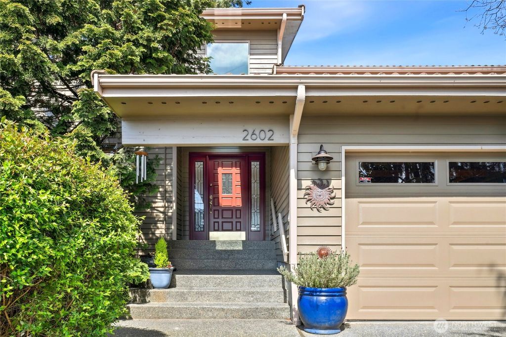 Photo of 2602 NW 199th Street, Shoreline, WA 98177 (MLS # 2360999)