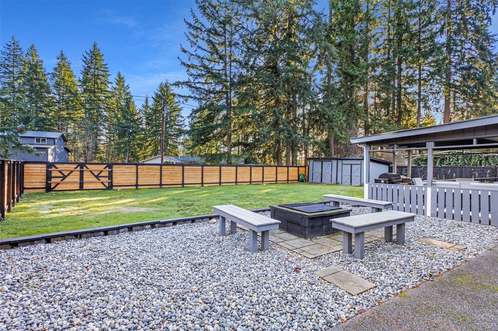 Photo of 19311 SE 243rd Place, Covington, WA 98042 (MLS # 2458556)